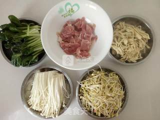 家常水煮肉片的做法步骤：1