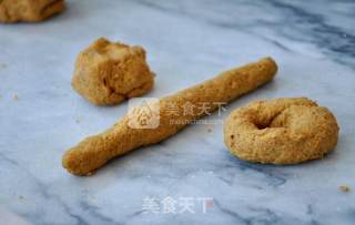 巧克力甜甜圈的做法步骤：4