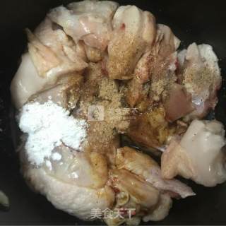炸鸡块的做法步骤：2