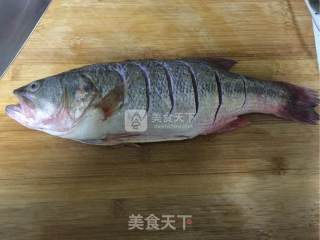 红烧鱼的做法步骤：2