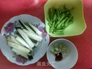 豆角茄子的做法步骤：2