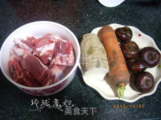 粉葛猪骨汤的做法步骤：1