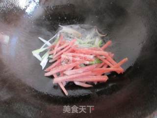 鲜美肉丝蘑菇汤的做法步骤：4
