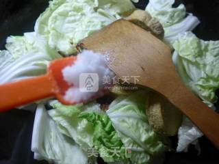 白菜烧圆素鸡的做法步骤：9