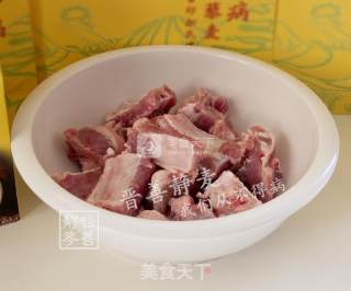 藜麦排骨汤的做法步骤：2