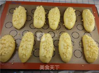 金薯香酥面包--手工揉面的做法步骤：12