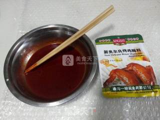 奥尔良烤鸡翅的做法步骤：1