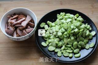红肠炒豆瓣的做法步骤：4