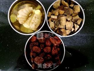 红枣姜茶的做法步骤：1