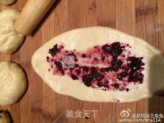 蓝莓辫子面包by：普蓝高科蓝莓美食特约撰稿人的做法步骤：11
