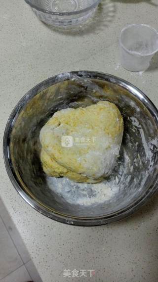 南瓜豆沙饼的做法步骤：1