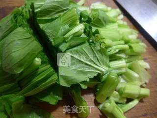 猪肉炒菜芯的做法步骤：2