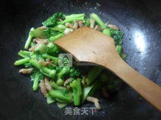 猪肉炒菜芯的做法步骤：9