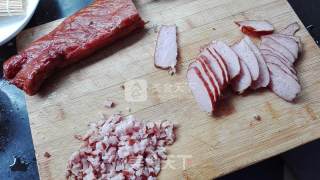 治挑食腊肉饼的做法步骤：2