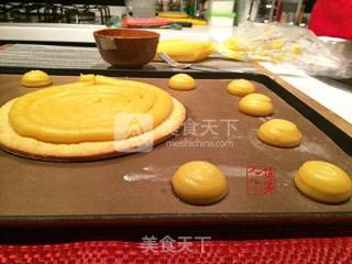 来自那个浪漫之都的“我”---圣多诺黑香醍泡芙的做法步骤：47