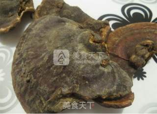 野生紫灵芝泡水的做法步骤：1