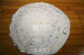 家常椒盐葱花饼的做法步骤：13
