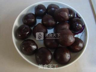 蛋黄酥的做法步骤：6