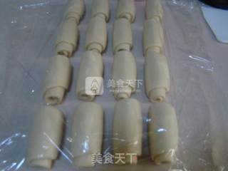 蛋黄酥的做法步骤：13