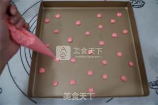 【番茄配方】圣诞草莓蛋糕卷——酸酸甜甜的圣诞美食的做法步骤：6