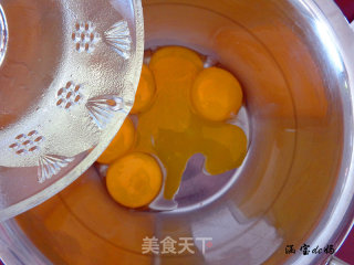 千叶纹蛋糕卷的做法步骤：3