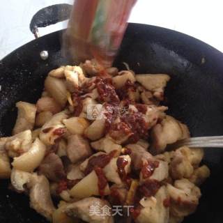 豆腐乳炖猪蹄的做法步骤：6