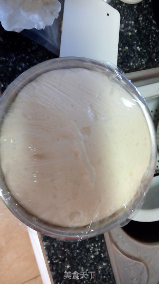 白吐司面包的做法步骤：2
