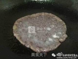 蓝莓摊饼by：普蓝高科蓝莓美食特约撰稿人的做法步骤：6