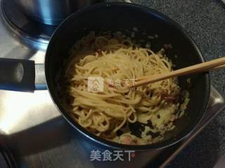 意面之Carbonara的做法步骤：10