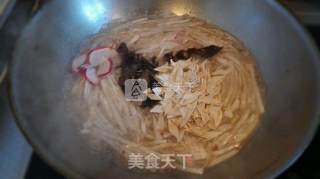 萝卜丝面片汤的做法步骤：6