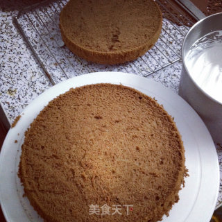 哆啦A梦-卡通奶油蛋糕的做法步骤：13