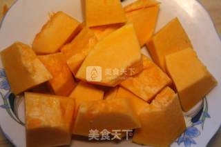 南瓜葱香软饼的做法步骤：1