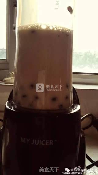 蓝莓奶昔by：普蓝高科蓝莓美食特约撰稿人的做法步骤：2