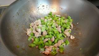 家长豆角饭的做法步骤：4