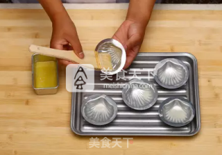 精致浪漫贝壳蛋糕的做法步骤：2