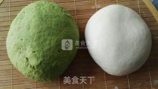 菠菜饺子的做法步骤：1