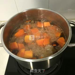 木瓜银耳糖水的做法步骤：7