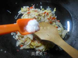 剁椒炒酸菜的做法步骤：6