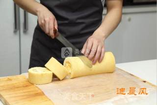 芒果奶油瑞士蛋糕卷的做法步骤：15