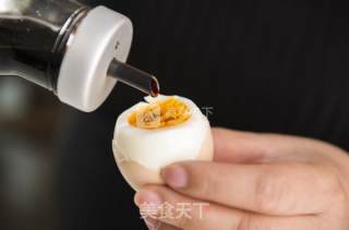 生抽鸡蛋一厨作铸铁锅版的做法步骤：5