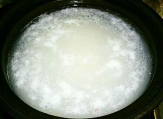 米酒酿圆子的做法步骤：1
