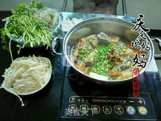 黄鸭叫鱼籽火锅的做法步骤：9