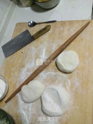 葱油饼的做法步骤：5
