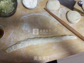 葱油饼的做法步骤：9