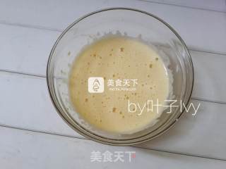 熊猫人健康美味紫薯蛋糕卷的做法步骤：4