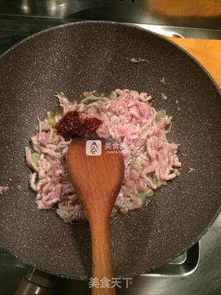 鱼香肉丝的做法步骤：5