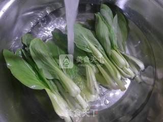 菜芯炒三色年糕果的做法步骤：2