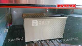 纯奶肉松吐司的做法步骤：8