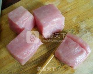 糖醋里脊的做法步骤：2