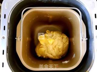 椰蓉辫子面包的做法步骤：2